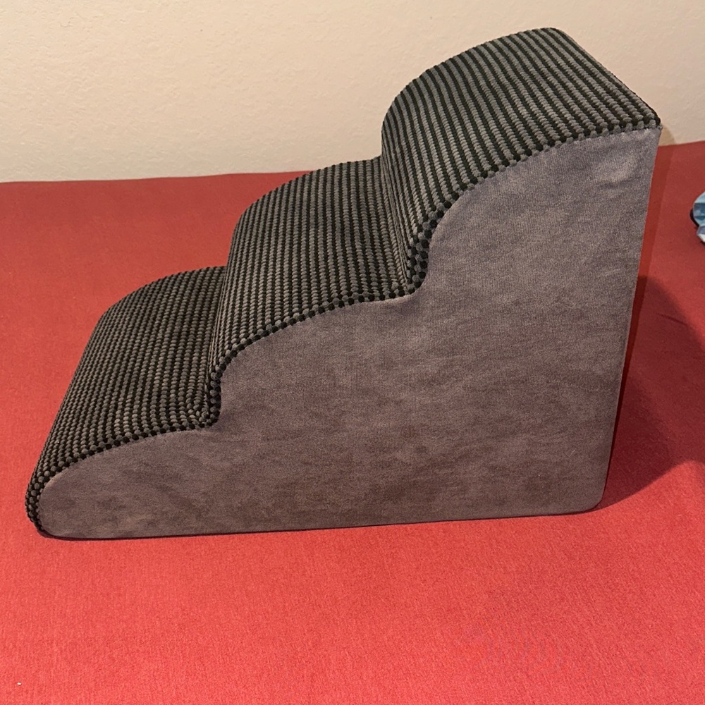 Charcoal and Black Pet Steps